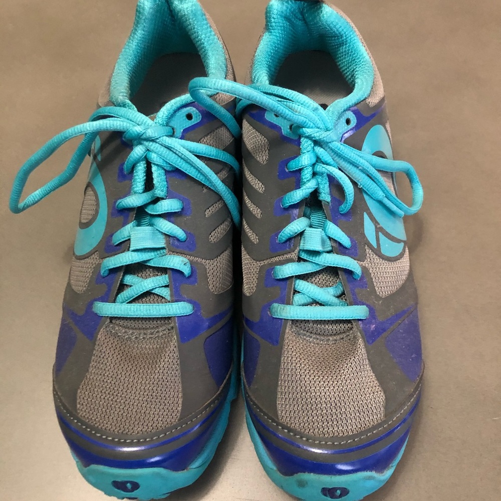 Pearl IZumi Spin shoes